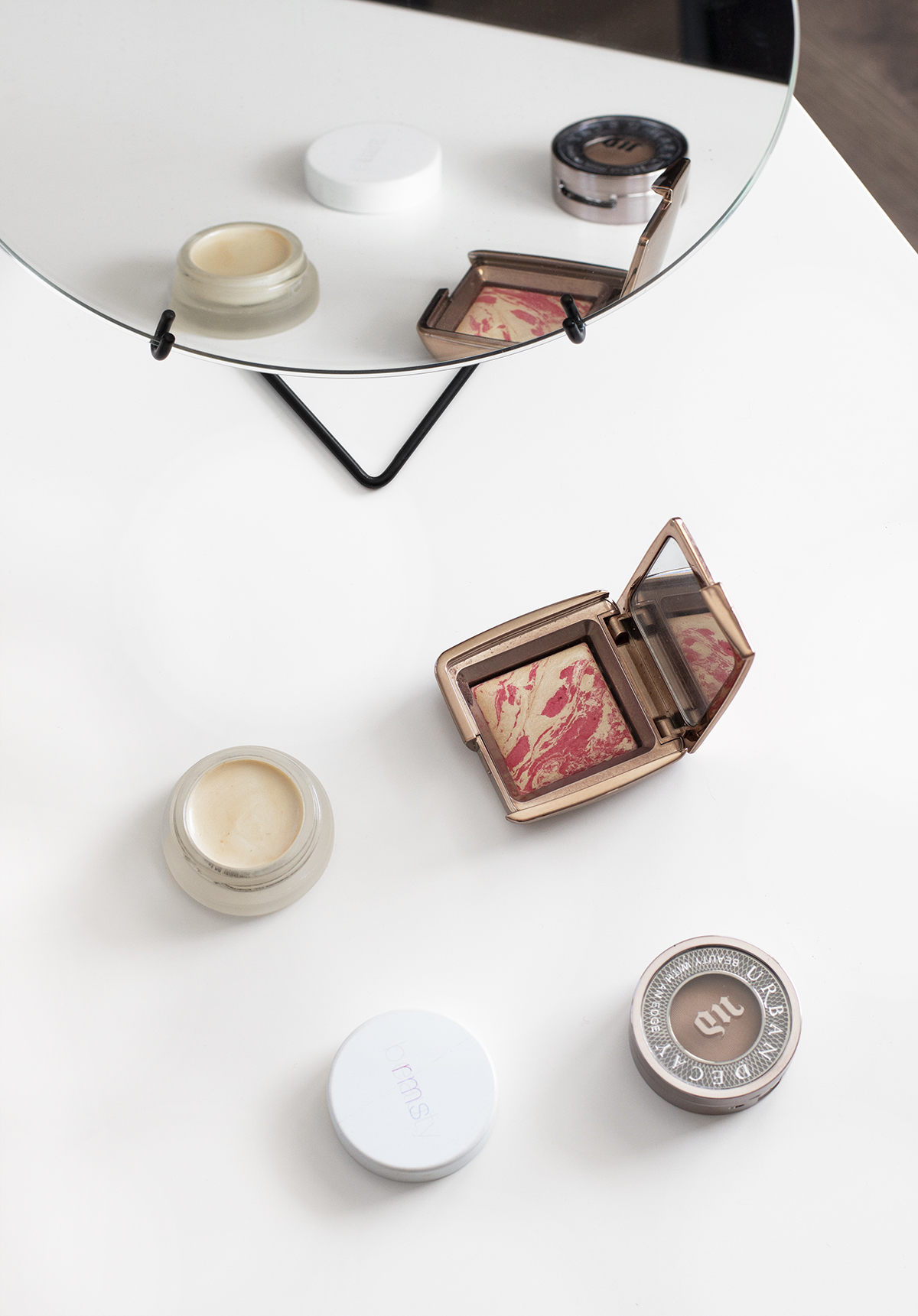 How to simplify your makeup routine